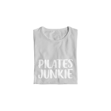 Lade das Bild in den Galerie-Viewer, Pilates Junkie T-Shirt
